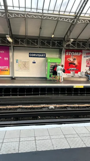 Estação Corvisart da Linha 6 do metrô de Paris
