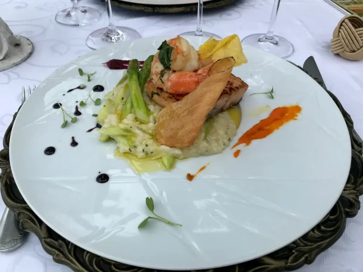 Prato servido em restaurante de Gramado
