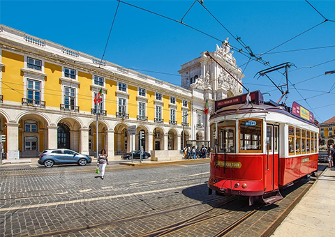 Elétrico - icônico transporte público de Lisboa