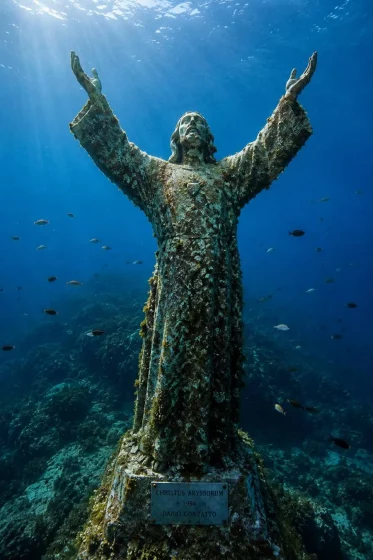 Cristo dos Abismos em San Fruttuoso